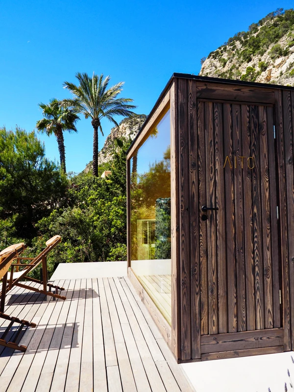 AITO Saunojen hiilletty verhous