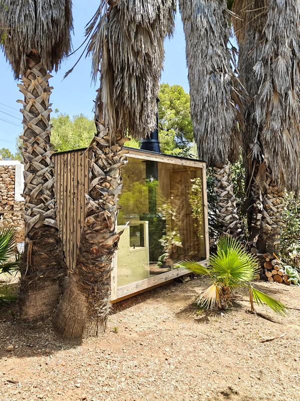 AITO Saunojen hiilletty verhous