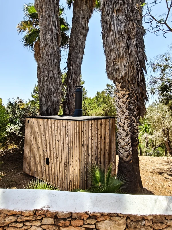 AITO Saunojen hiilletty verhous