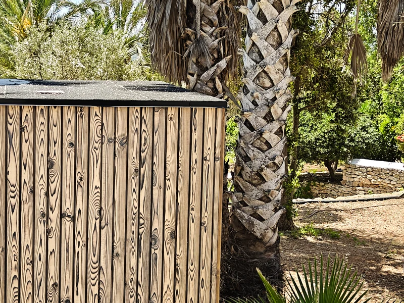 AITO Saunojen hiilletty verhous