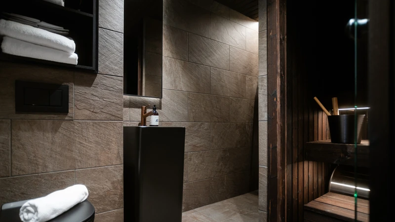 Halo Igloos Resort – Revontulia ja hiillettyä puuta