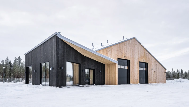 Hiilletty ulkoverhoilu tuulivoimapuiston vierailukeskukseen