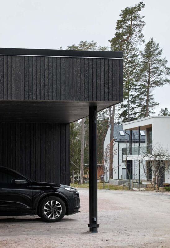 Hiil Hiilletty omakotitalon ulkoverhous charred house cladding shou sugi ban