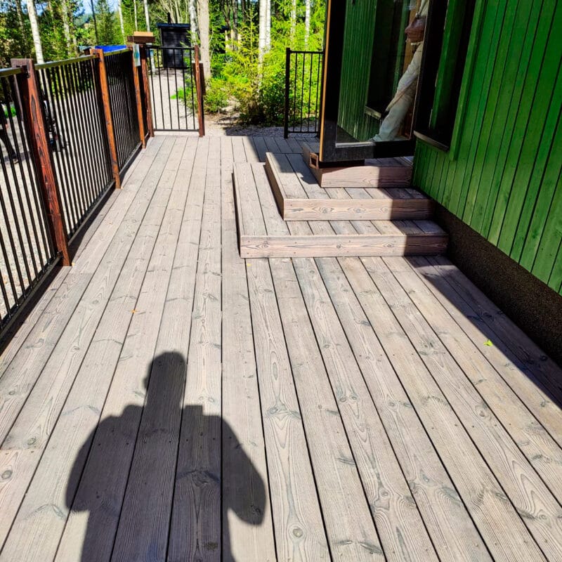 Hiil Kelo - Hiilletty terassilauta